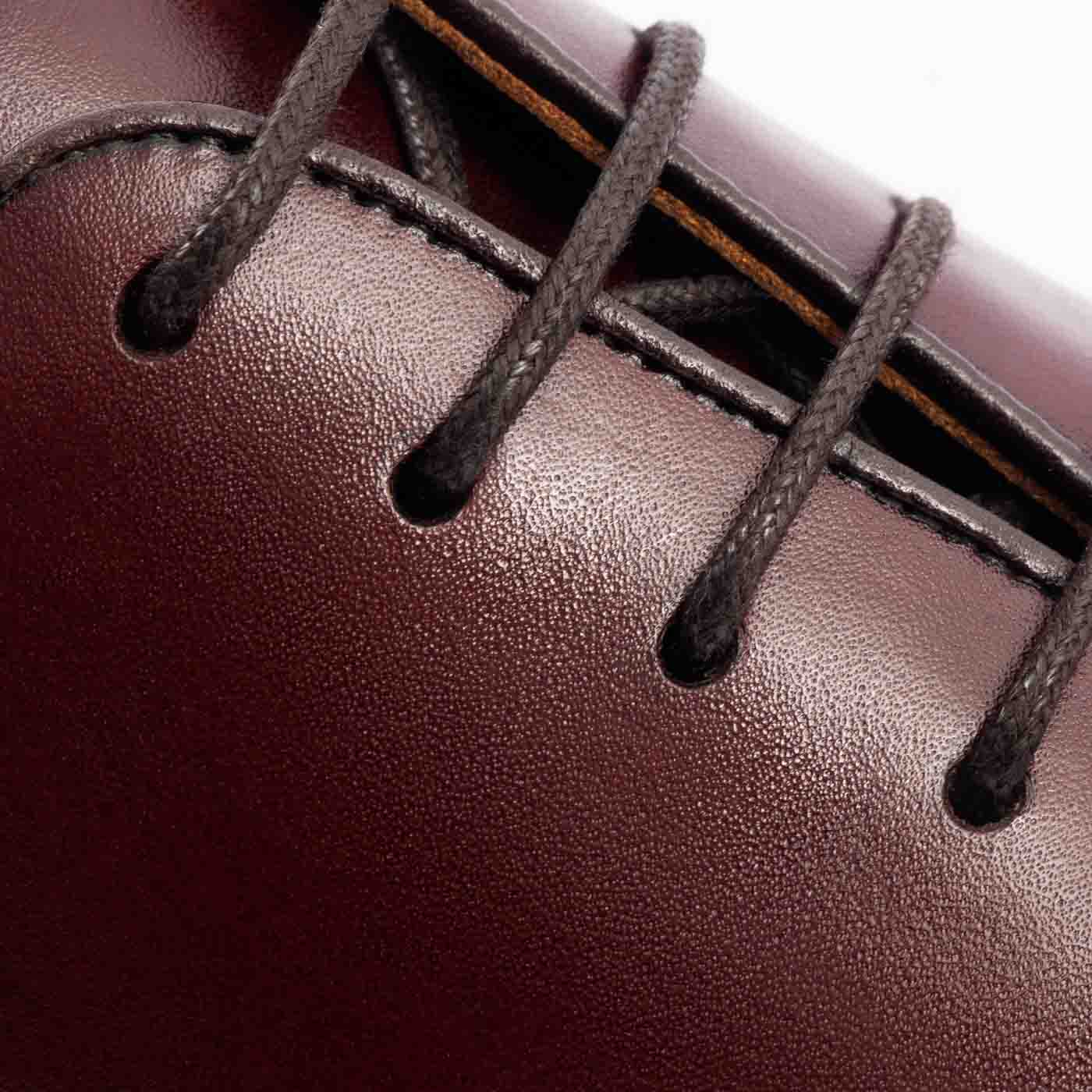 Valencia Wholecuts - Men's - Image 41