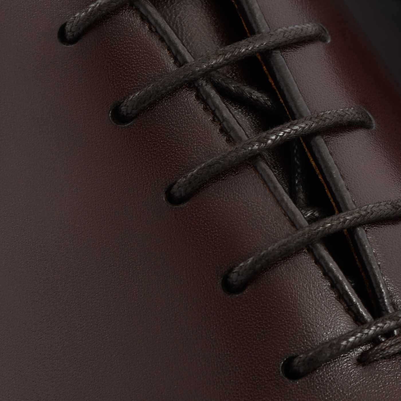 Valencia Wholecuts - Men's - Image 47